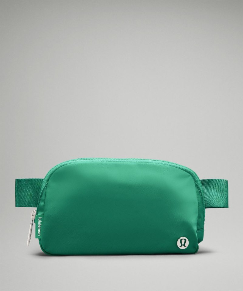 Lululemon | Women's Everywhere Belt Bag 1L Cascadia Green